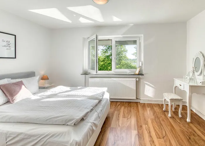 Eddi Am Tiefwarensee